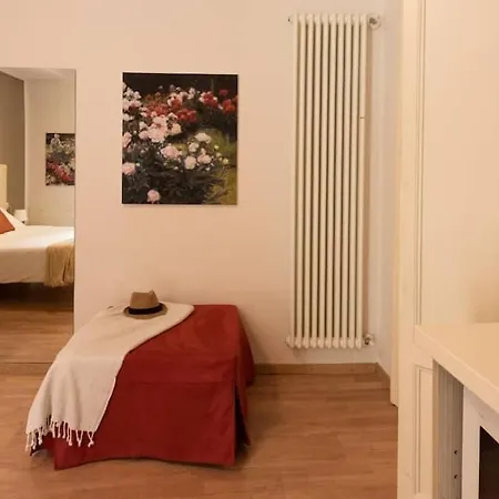 Russomanno Apartament *