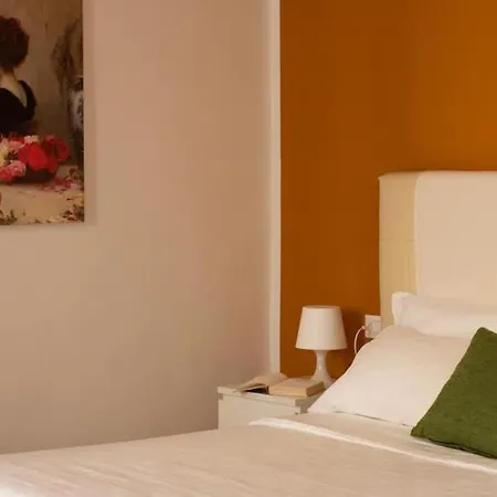 Russomanno Apartament Como