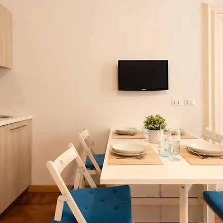 Apartament Russomanno *